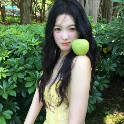 女孩闺房