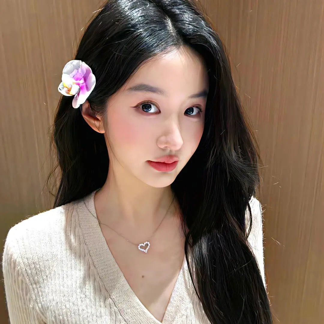 群莺乱飞